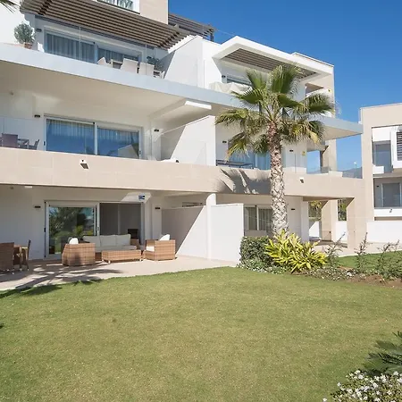 Apartment Horizon Beach 2.1 *
